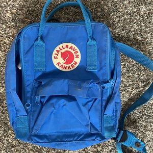Fjallraven Kanken Mini Backpack